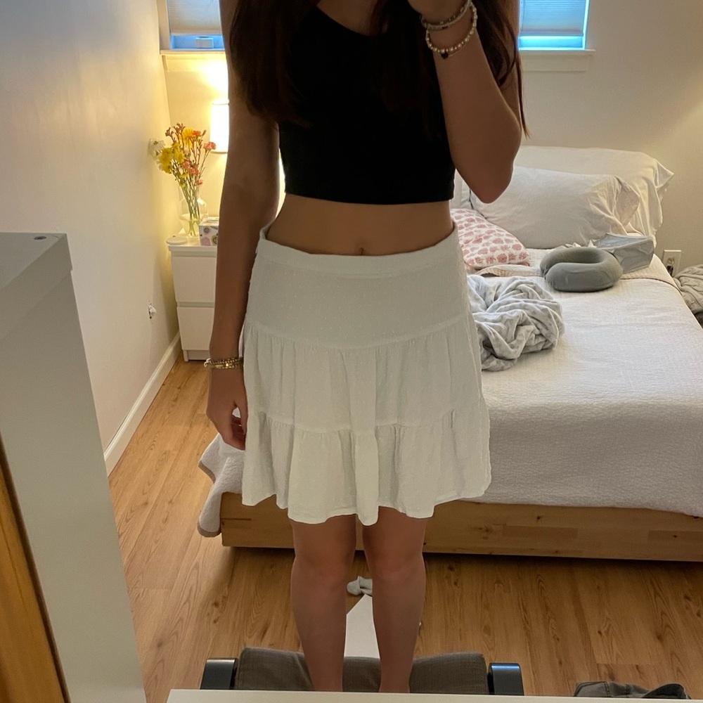 GAP white skirt